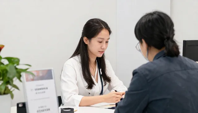 如何提升文案创作的稳定性能与适用范围？